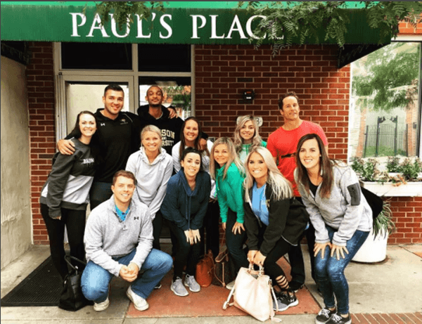 TEKsystems’ Networking team took time out of the day to help make and serve lunches for Paul’s Place