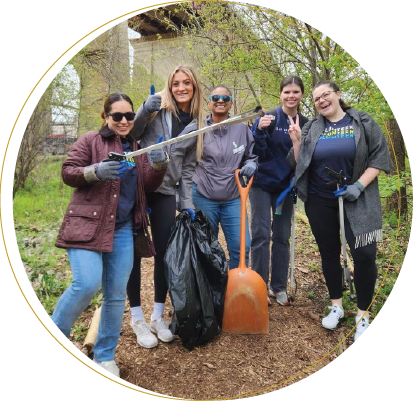 group of employees volunteering to support Aston Carter's corporate social responsibility