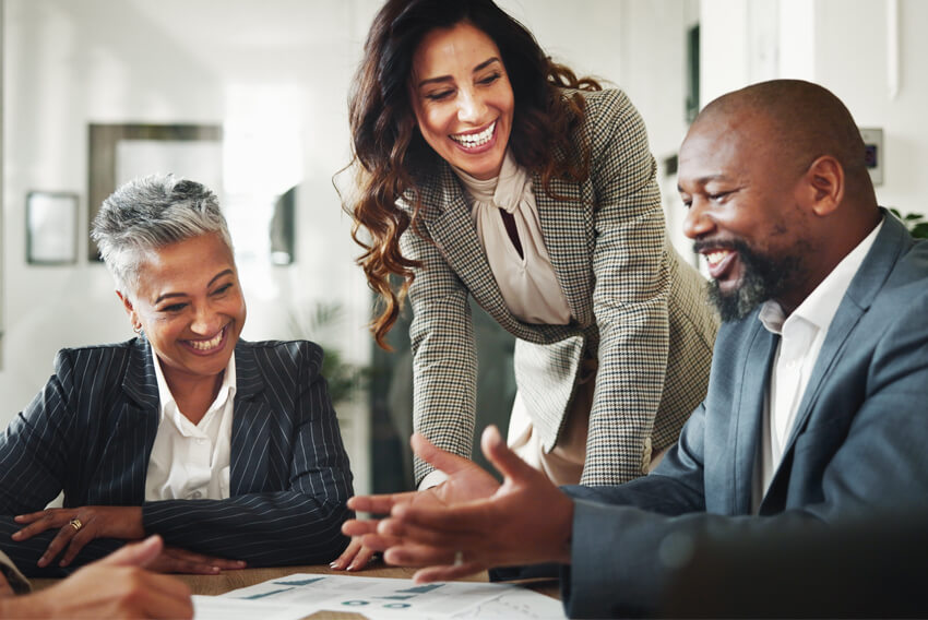 Professionals discussing why accounting contract jobs are a strategic move for finance careers.